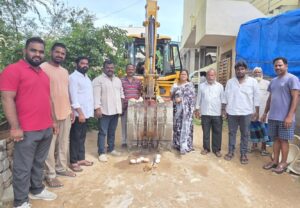 ఇందిరా నగర్ కాలనీ అభివృద్ధికి కృషి :లక్ష్మణ్